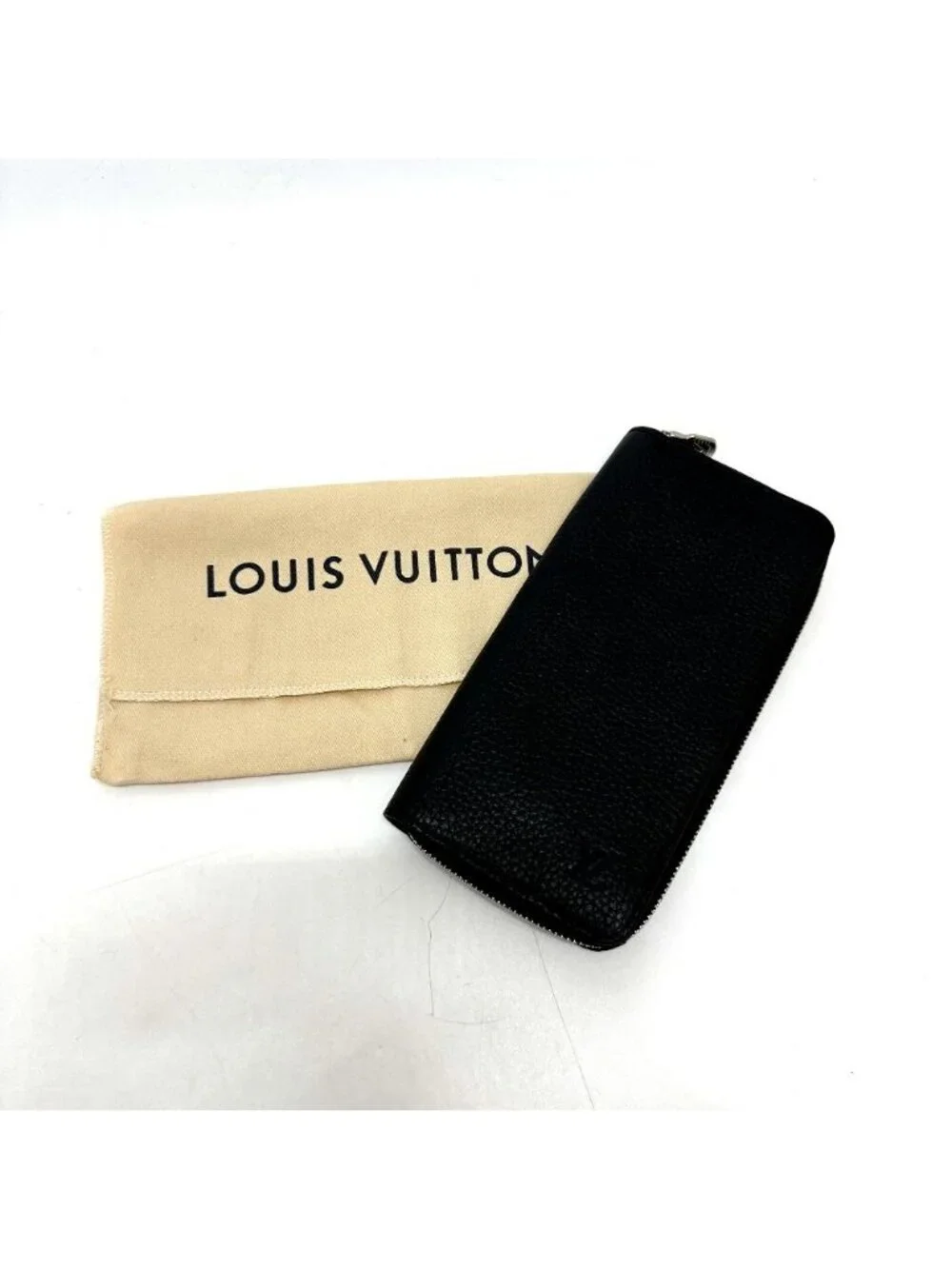 Louis Vuitton Wallet Cuir Taurillon Zippy Vertical Leather Black